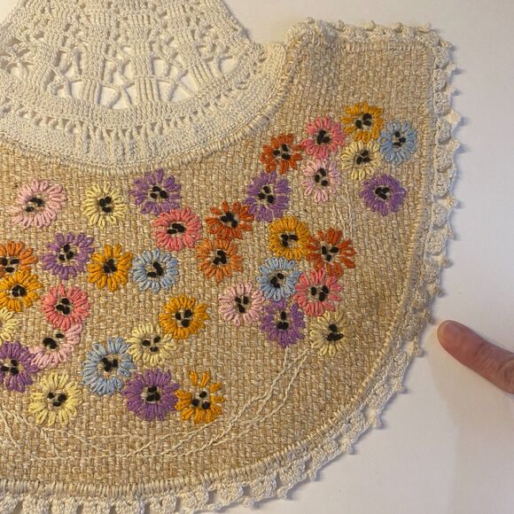 VTG Crocheted Embroidered Chair Head & Arm Cover Protectors Cotton Grannycore - Picture 14 of 15